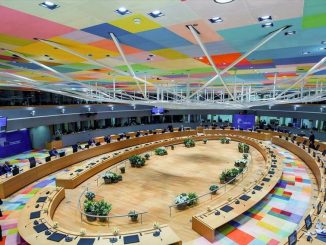 Οι Βρυξέλλες καλούν τους 27 να συντονίσουν τους κυκλοφοριακούς περιορισμούς